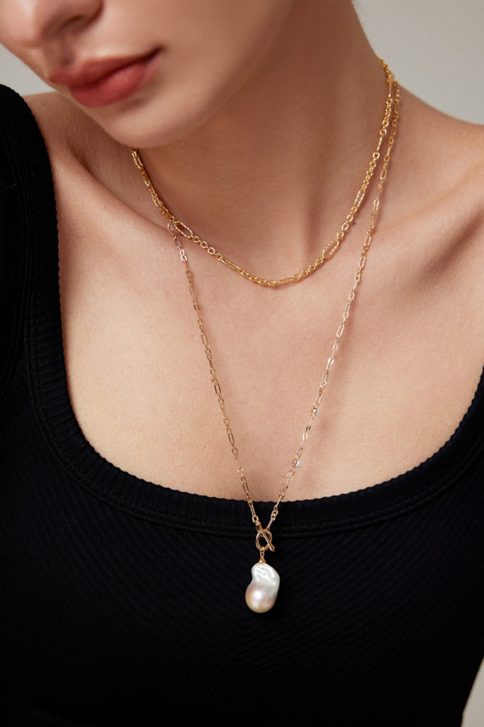 Baroque pearl long necklace