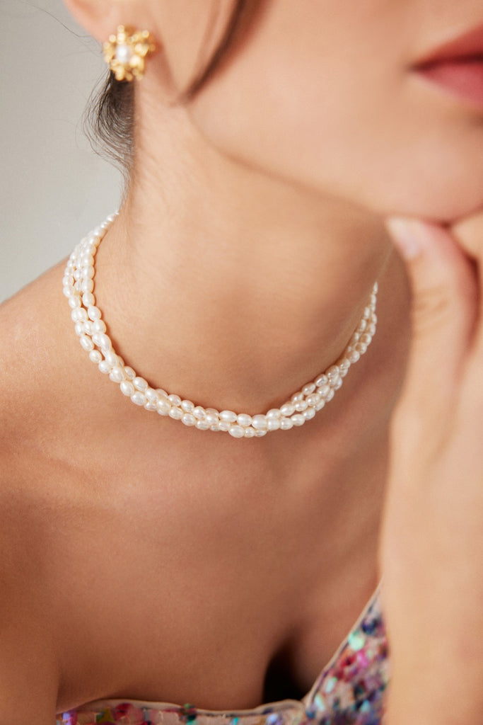 Pearl necklace