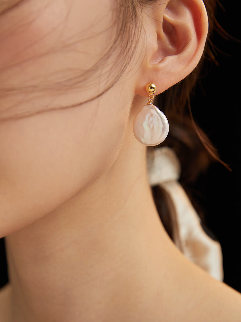 Baroque pearl earrings